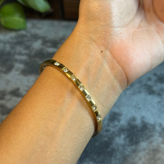 Sansa Station Bangle