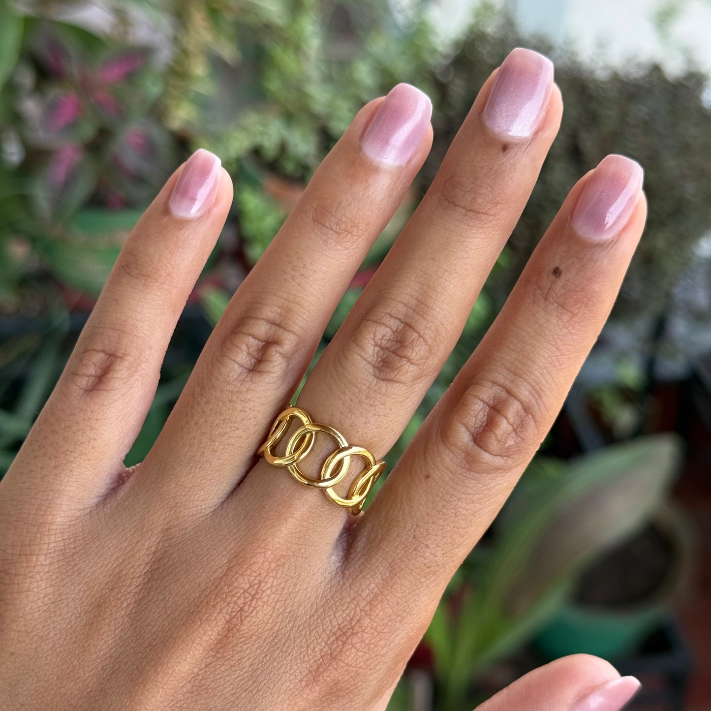 Linked Circles Ring