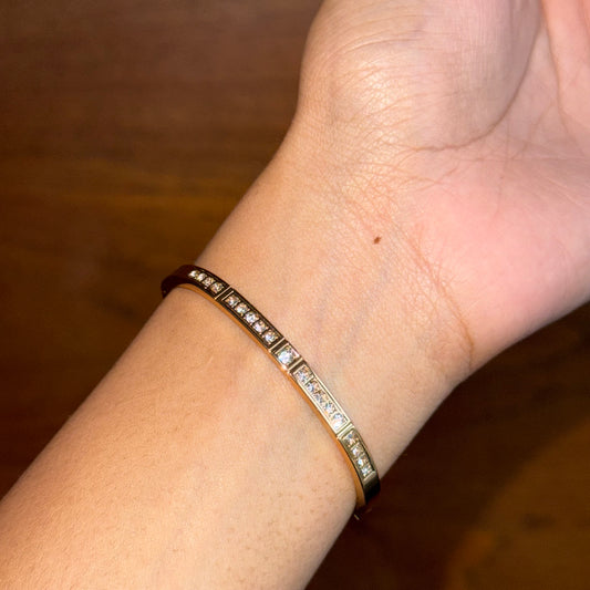 Symphony Rectangle Line Bangle (Thin Wrist)