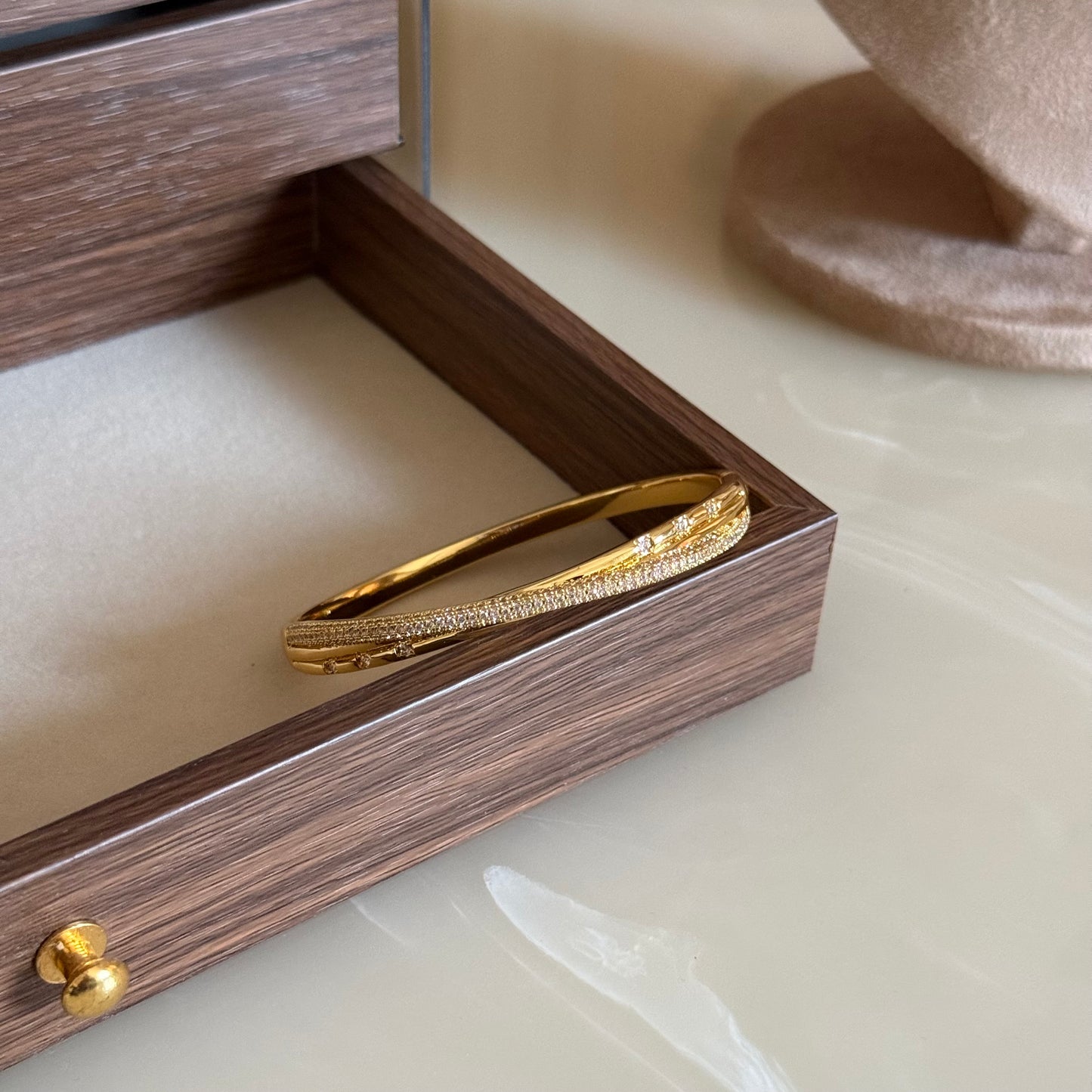 Juliet Criss-Cross Bangle