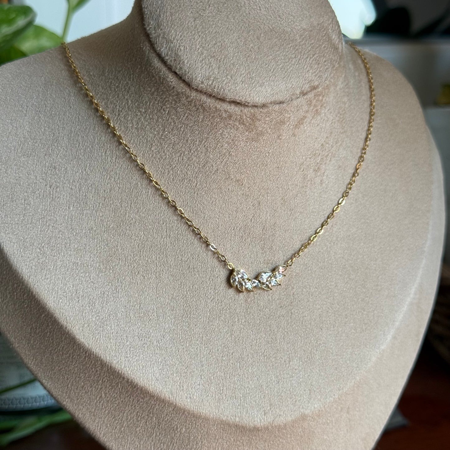 Hyacinth Leaf Necklace