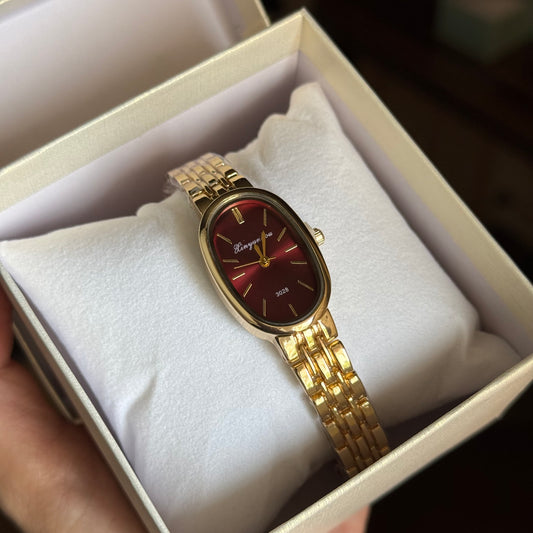 Crimson Minimalist Watch (Random Color Box Included)