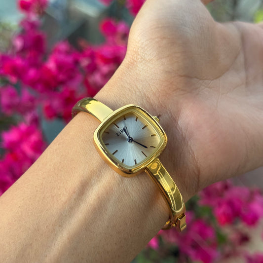 (Last Piece) District Square Watch (Gift Box Included)
