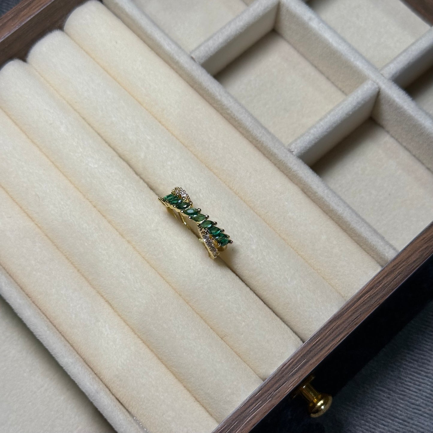 Emerald Twine Ring