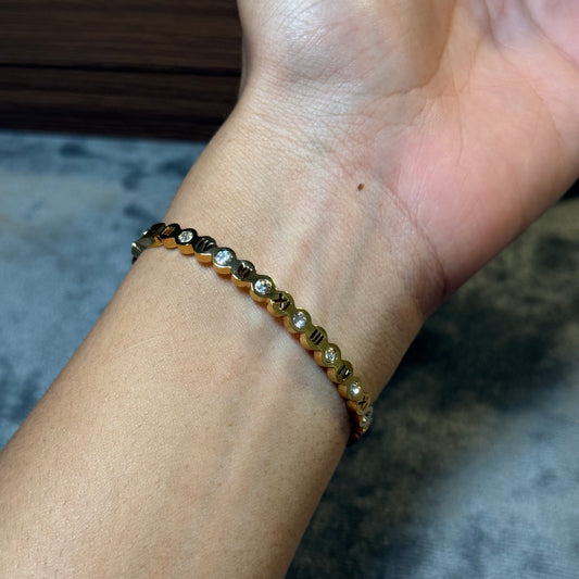 Roman Era Bangle (Thin Wrist)