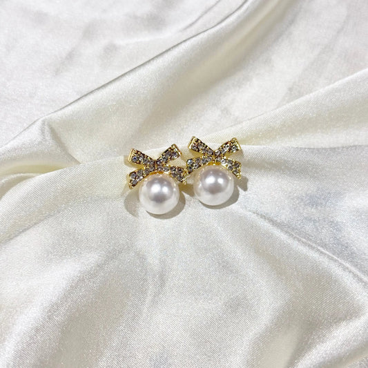 Venus Bow Earrings HOUSE OF LAILA