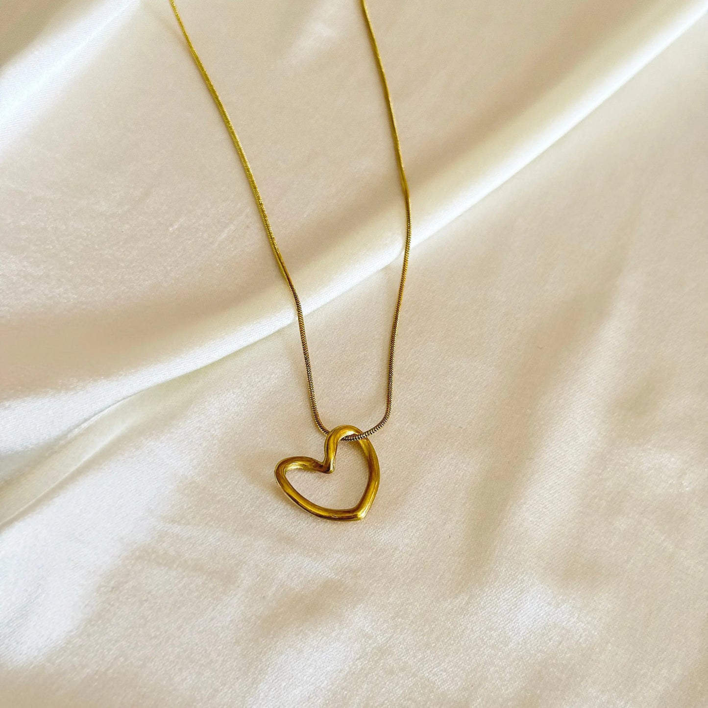 Meher Heart Necklace HOUSE OF LAILA