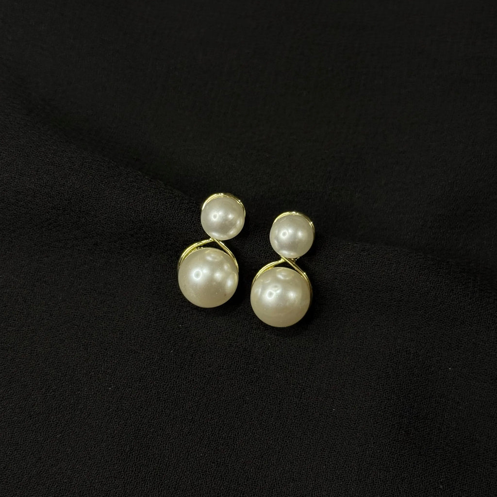 Olivia Classic Studs HOUSE OF LAILA