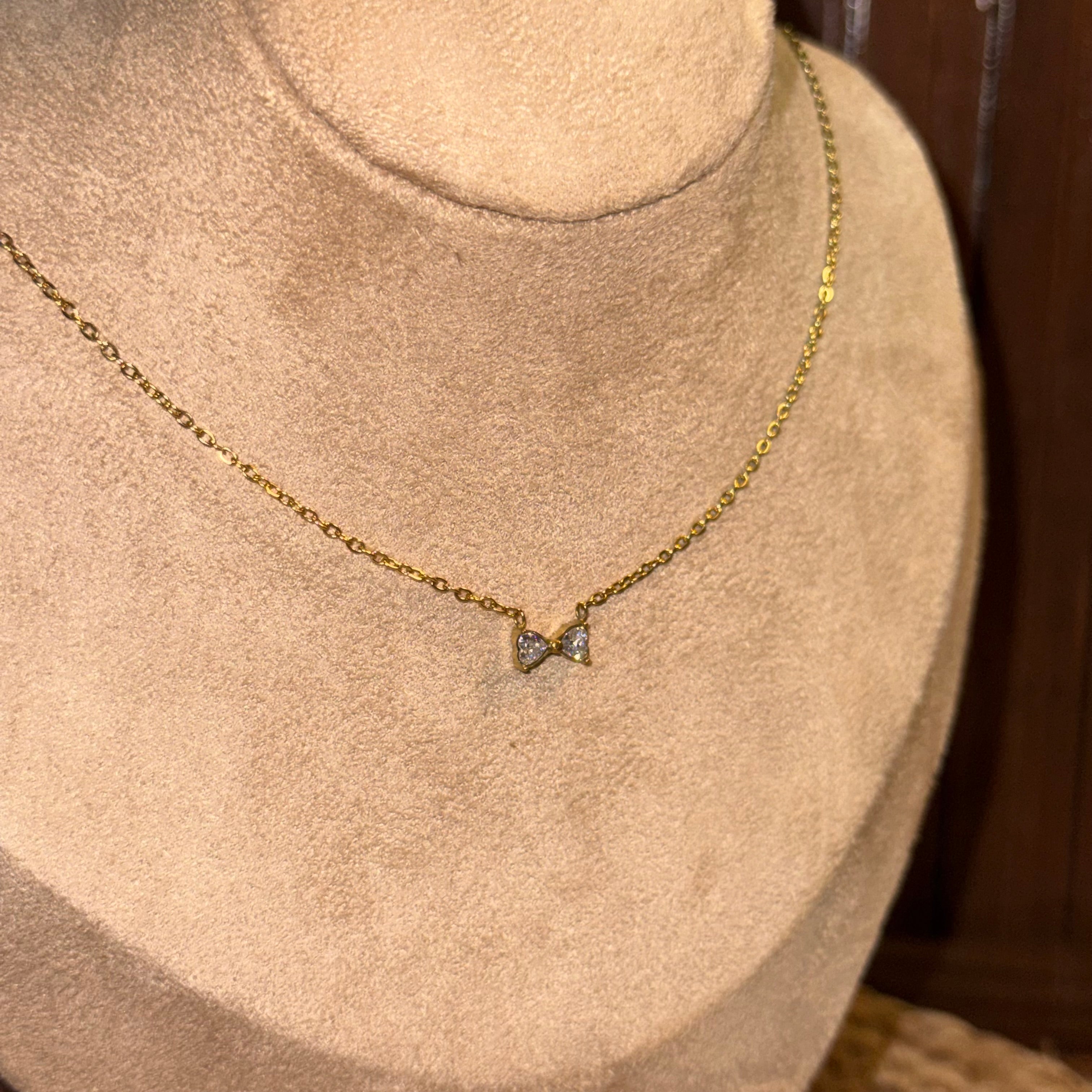 Elle Bow Necklace