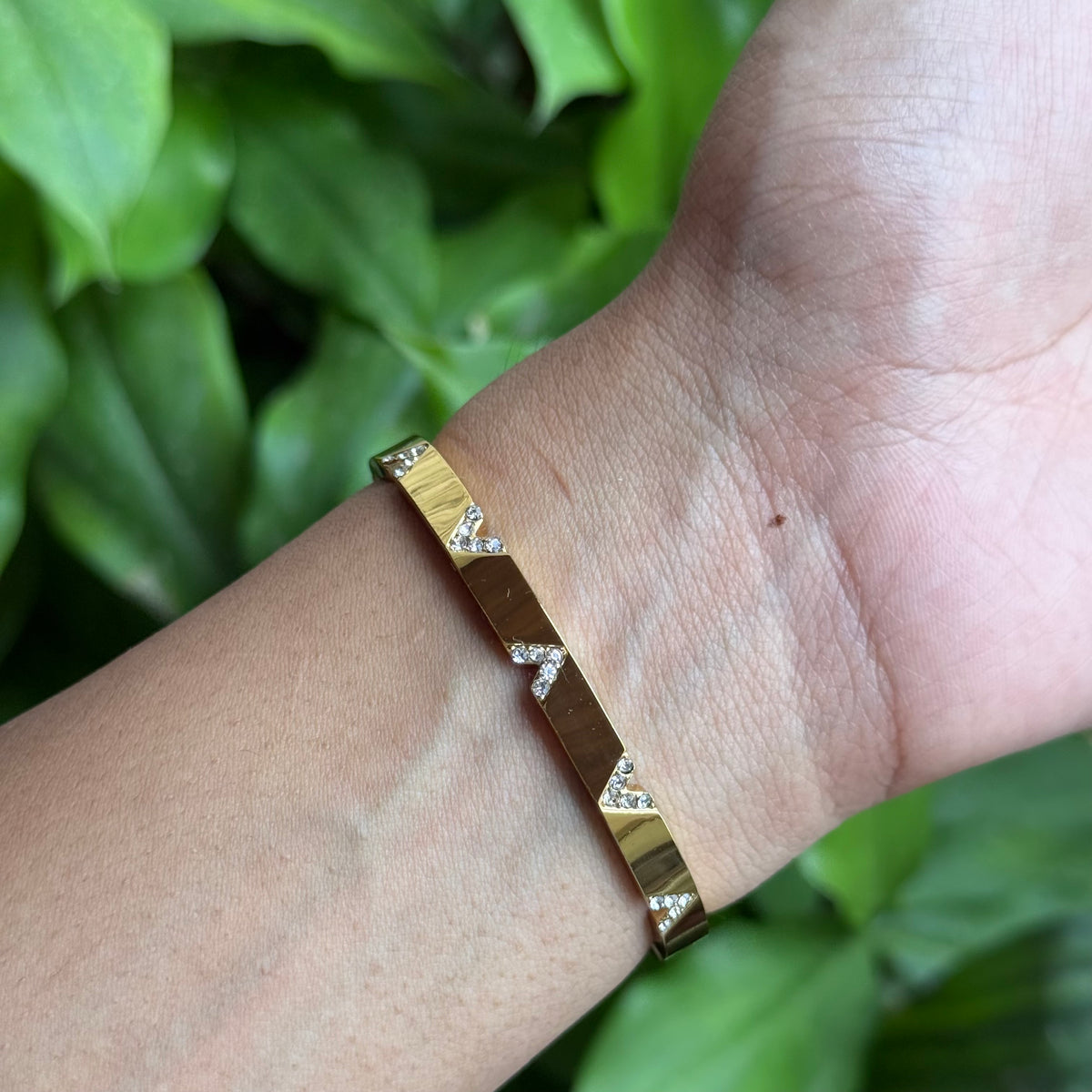 Vanessa Studded Bangle (Thin Wrist)