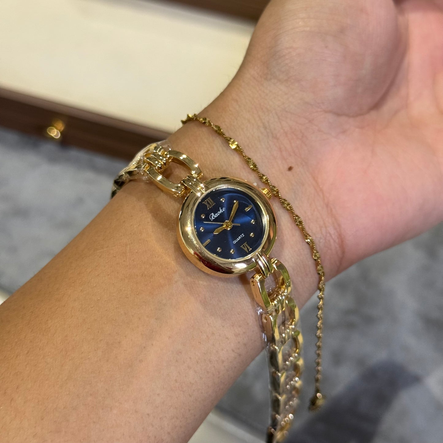 Azure Horizon Watch (Random Color Box Included)