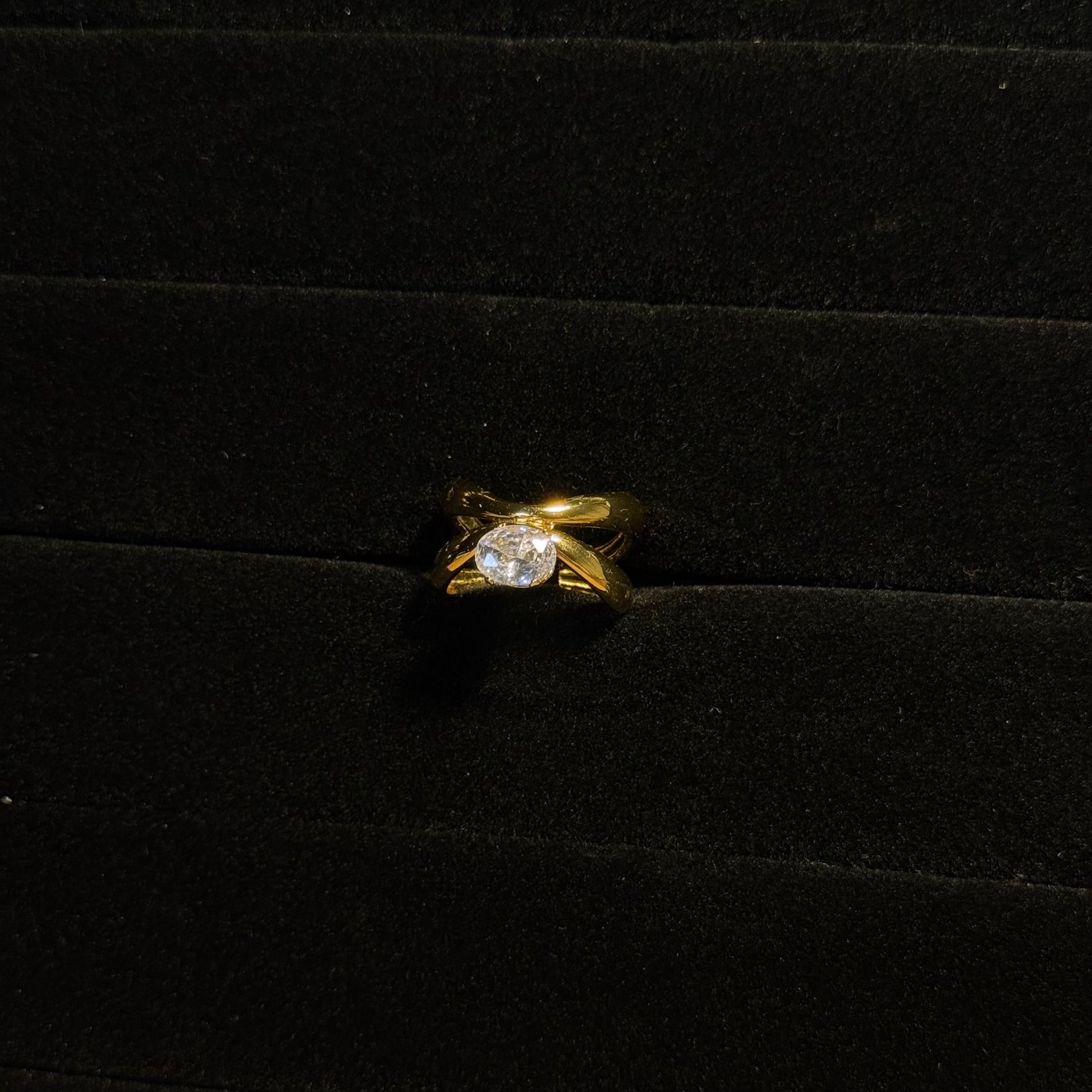 Pinched Solitaire Ring HOUSE OF LAILA