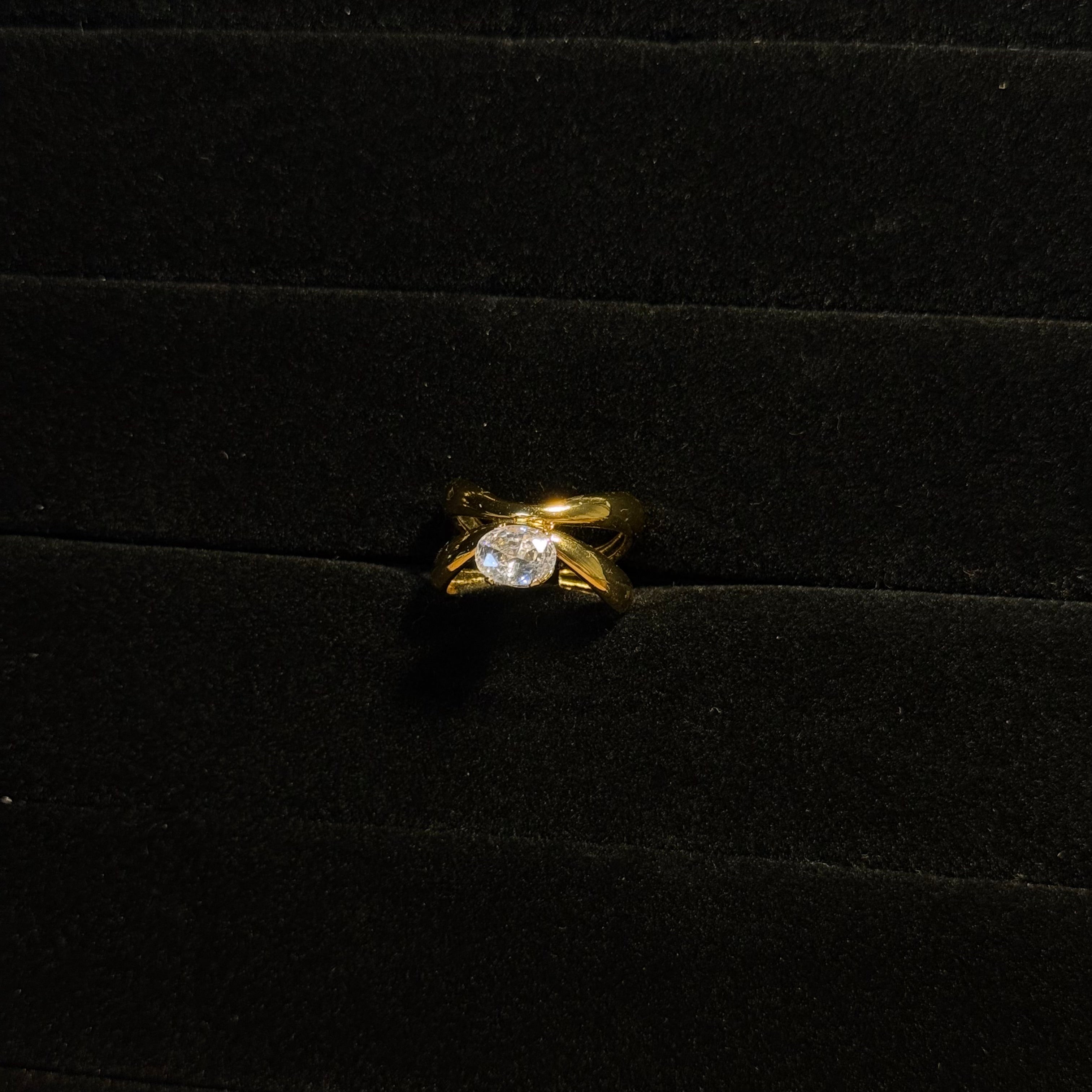 Pinched Solitaire Ring HOUSE OF LAILA