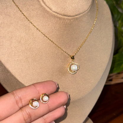 Mira Pendant + Earrings Set