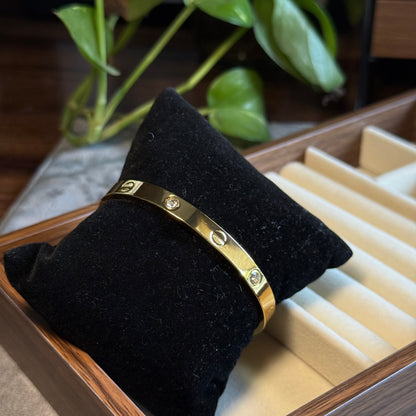 Classic Studded Bangle (Thin to Regular Wrist)