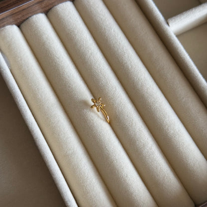 Ocean Breeze Clip-On Nose Pin