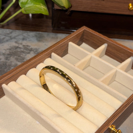 Charlotte Dainty-Studded Bangle (Thin Wrist)
