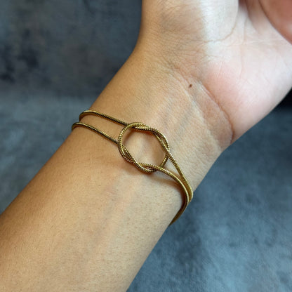 Entwined Gold Chain Bracelet