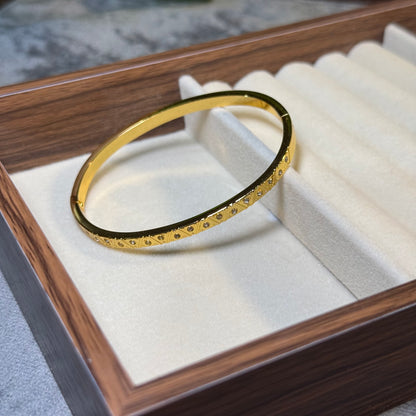 Aura Spark Bangle