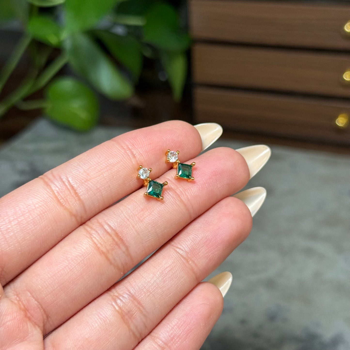Chroma Square Flat-Back Studs