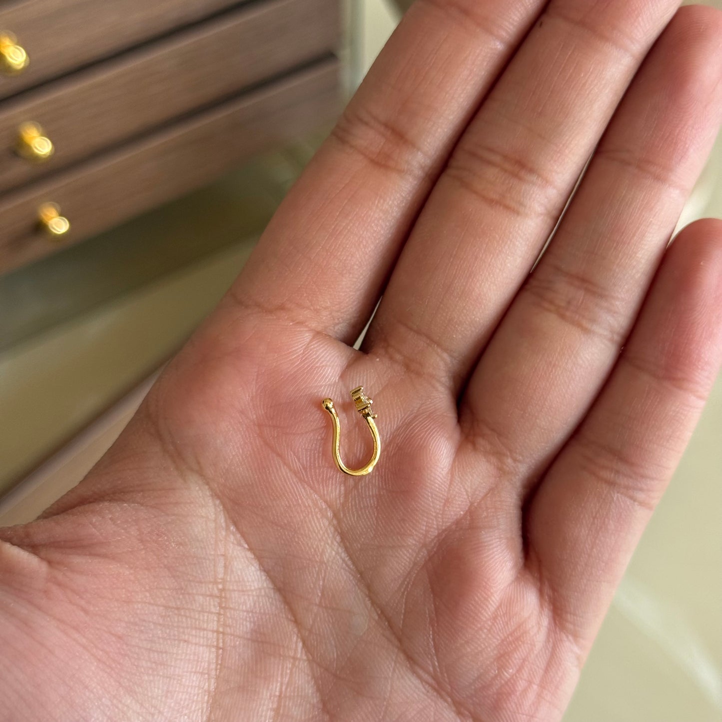 Tiny Bloom Clip-On Nose Pin