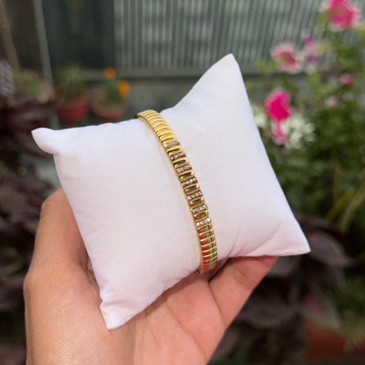 (Last Piece) Infinite Ribbed Bangle