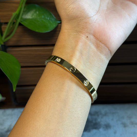 Classic Studded Bangle (Thin to Regular Wrist)