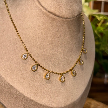 Mona Droplet Necklace