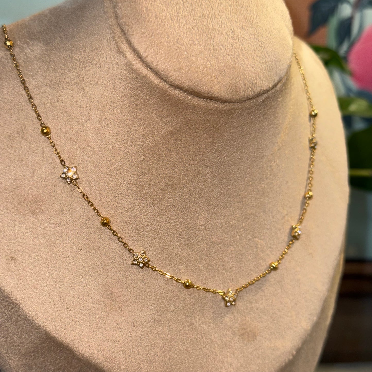 Stella Nova Star Set + Earring Set