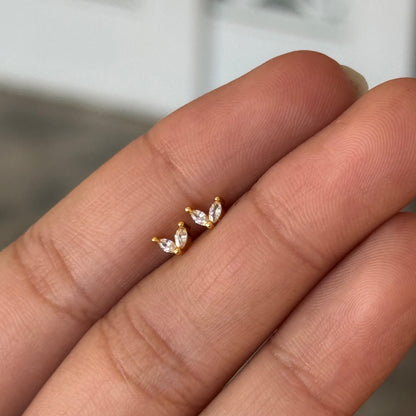 (Very Tiny) Twin Petal Studs
