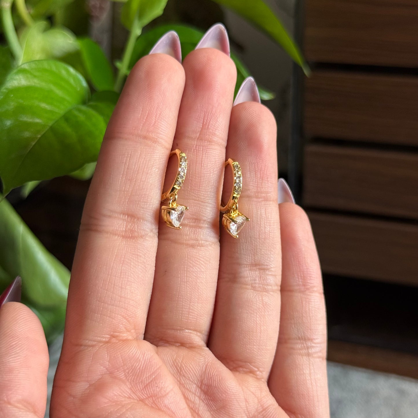 Sweetheart Dangle Hoops