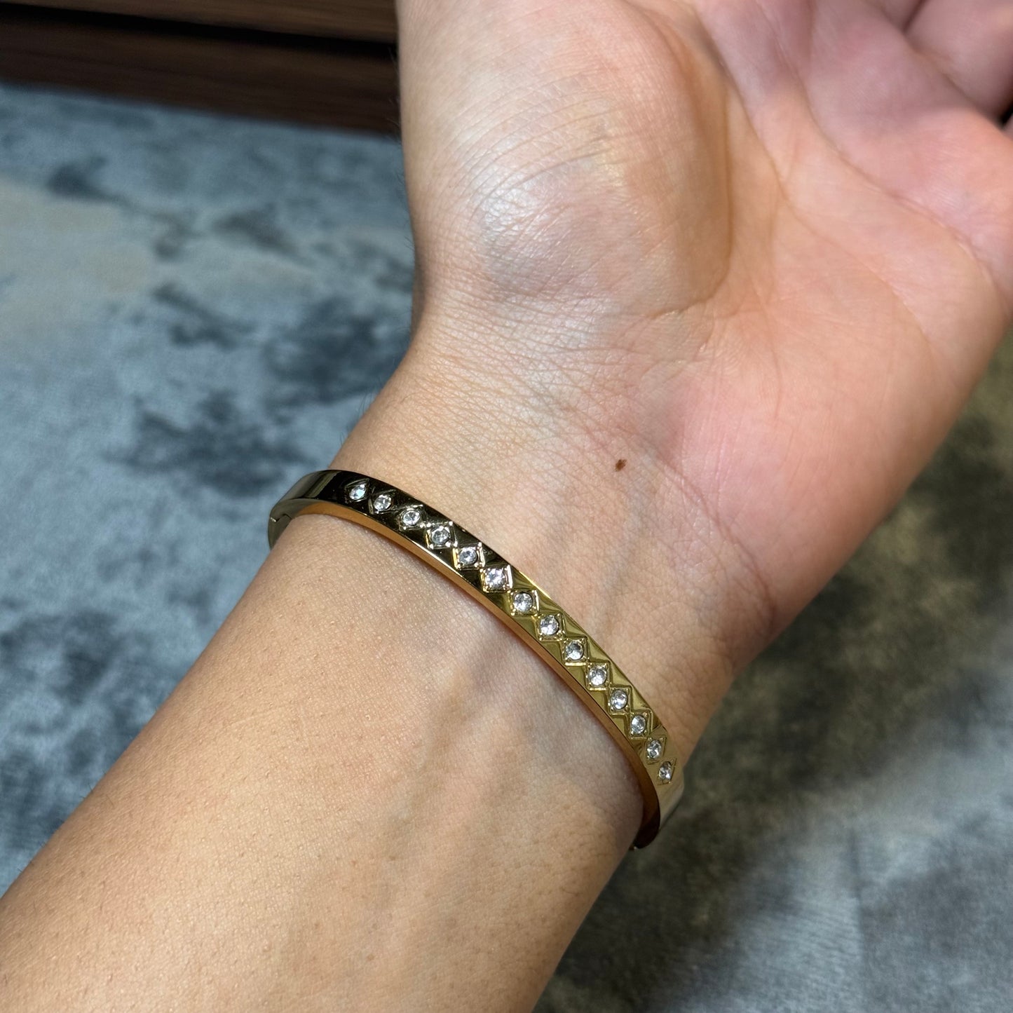 Tilted Diamond Bangle (Thin Wrist)