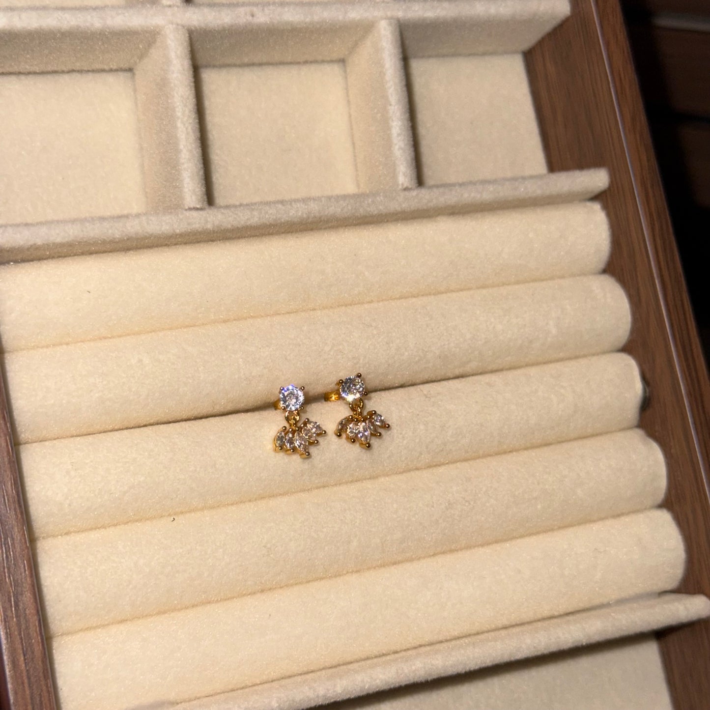 Flora Cascade Ball-Back Studs