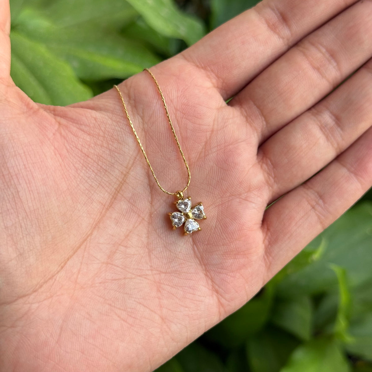 Clover Pendant Chain