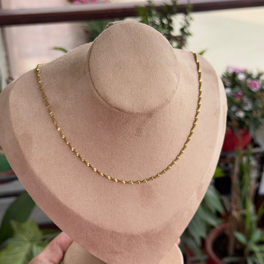 Madeleine Swirl Chain