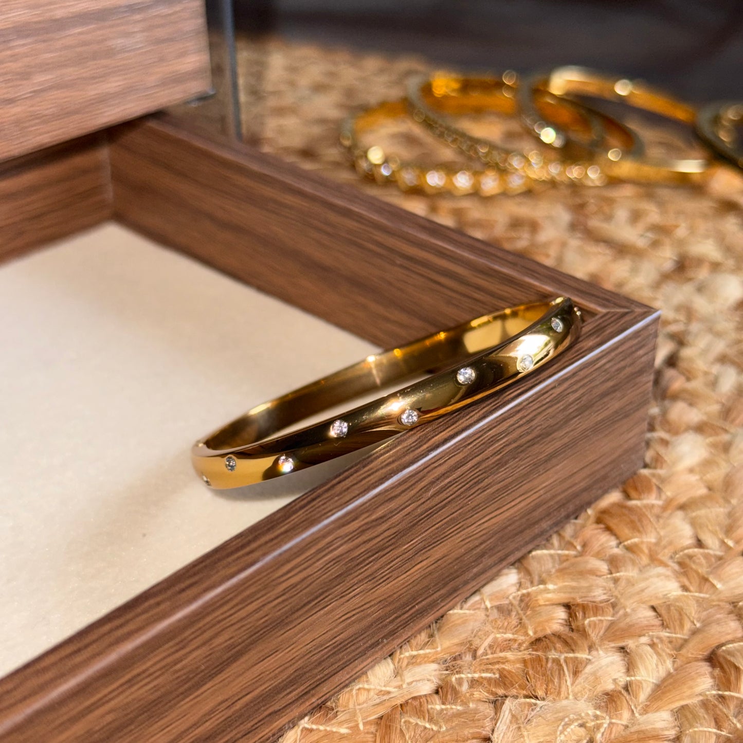 Daily Lumina Bangle (Thin Wrist)
