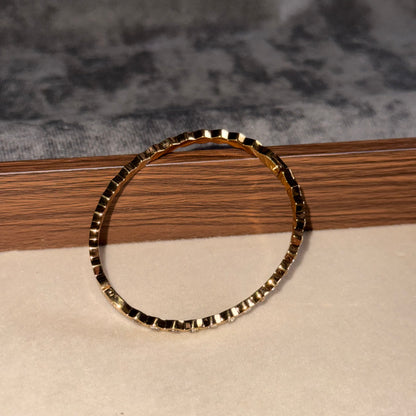 Christina Studded Bangle (Thin Wrist)