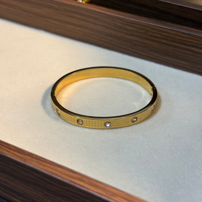 Hexa Sparkle Bangle (Thin Wrist)
