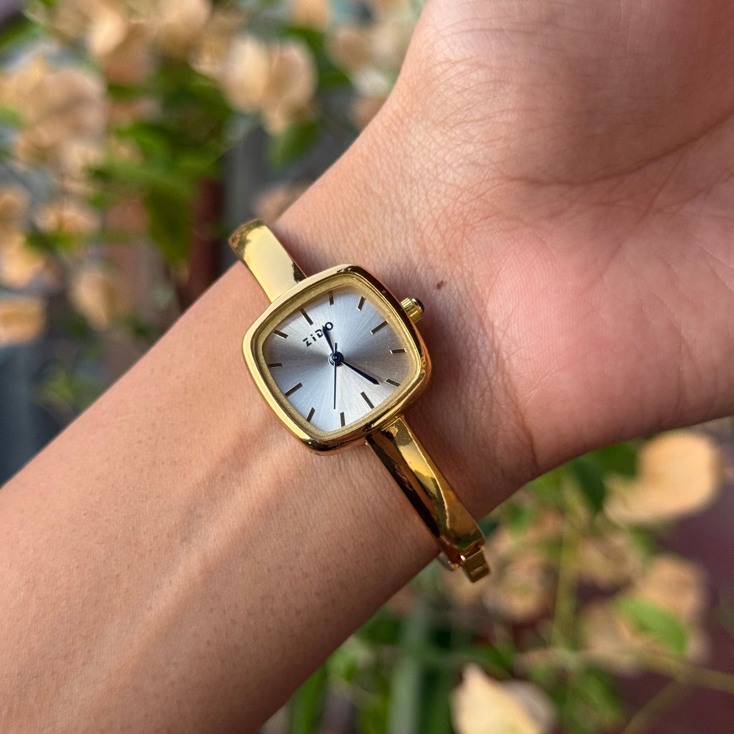 (Last Piece) District Square Watch (Gift Box Included)