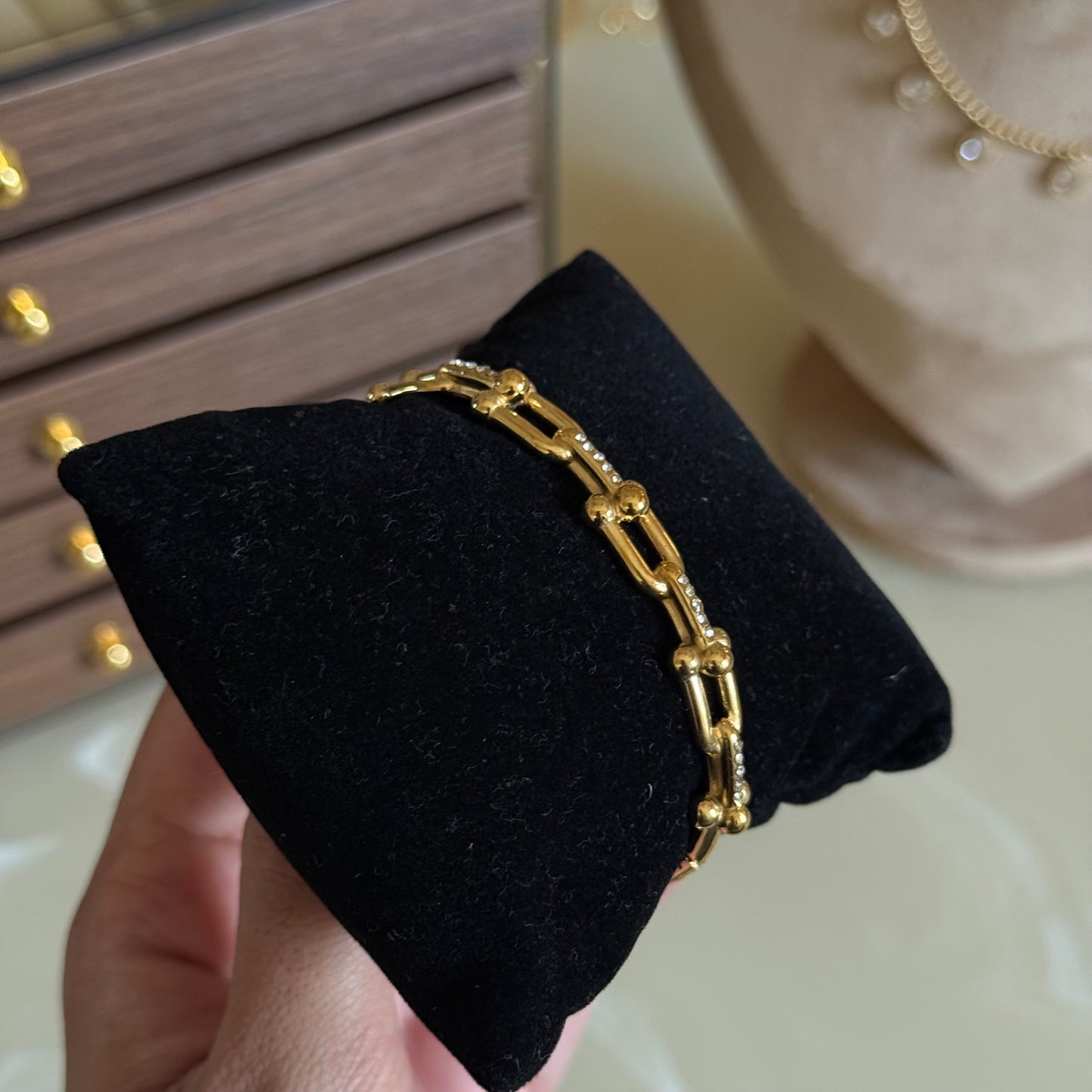 Solis Horseshoe Bangle