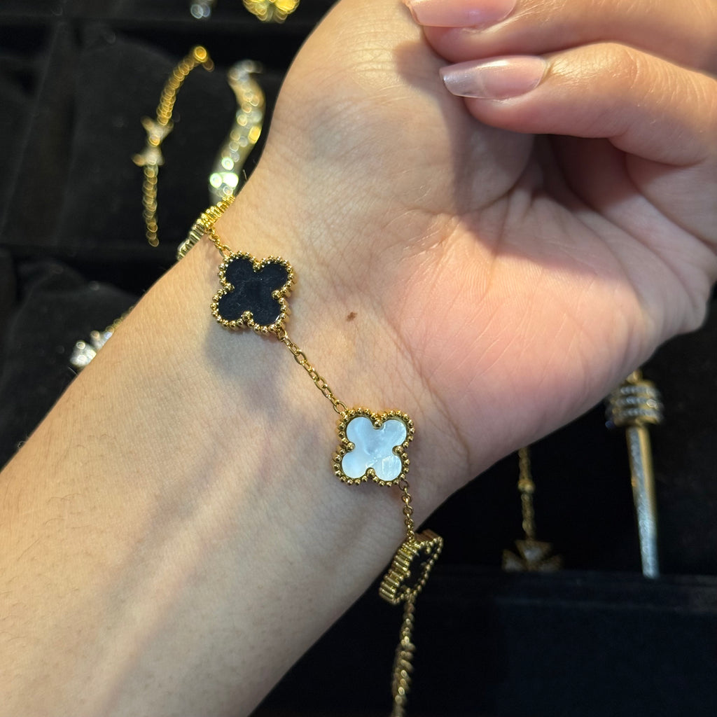 Black and White Clover Chain Bracelet HOUSE OF LAILA