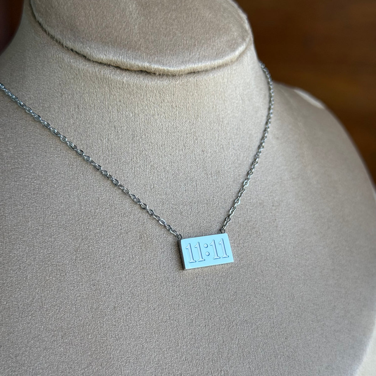 Angel 11:11 Chain (Silver)