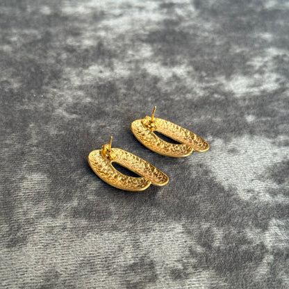 Twin Echo Studs