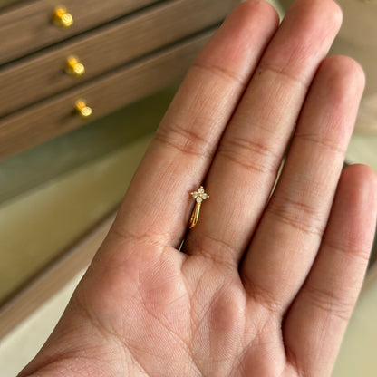 Tiny Bloom Clip-On Nose Pin