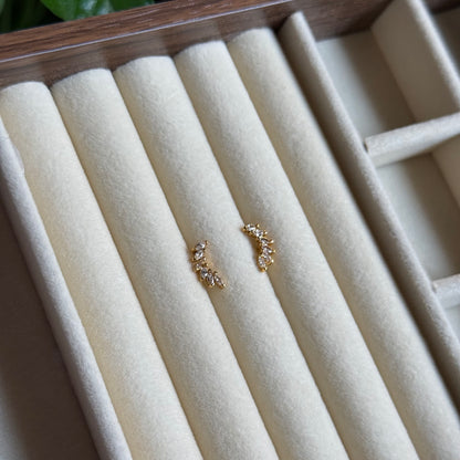 Single Leaflet Ball-Back Studs
