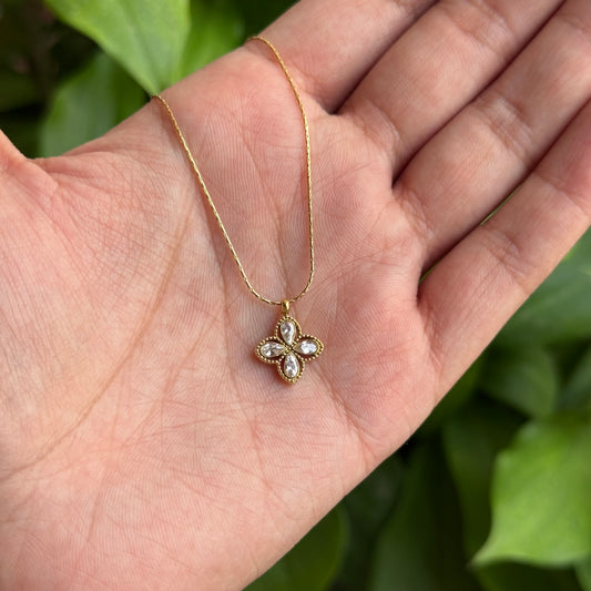 Regina Pendant Necklace