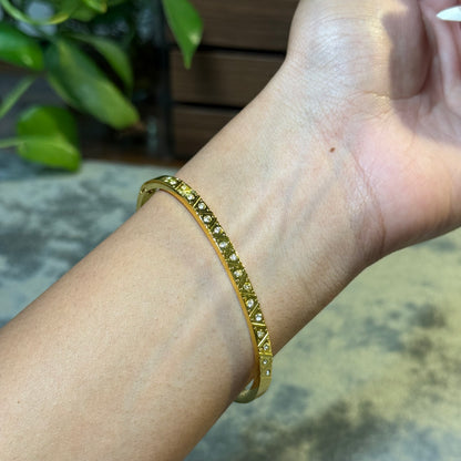 Aura Spark Bangle
