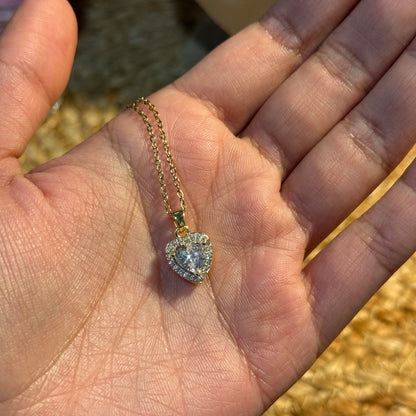 (Last Piece) Chérie Studded Heart Necklace