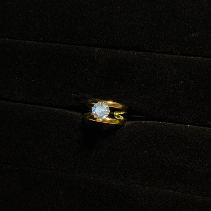 Classic Solitaire Ring HOUSE OF LAILA