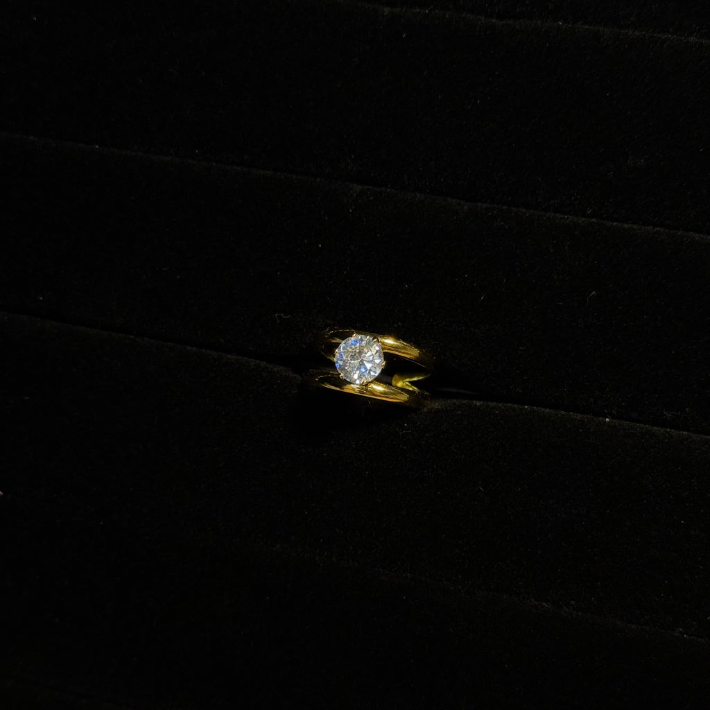 Classic Solitaire Ring HOUSE OF LAILA